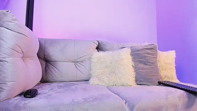 AshtonnSummer online show from November 2025 09:13:02 PM