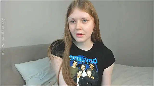 YamatoBrodsky online show from October 2025 05:55:02 PM