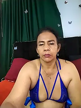 AlexaNovoa  online show from November 2025 01:48:02 AM