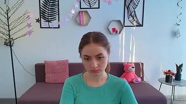 LilyHaart online show from March 2025 06:32:01 AM