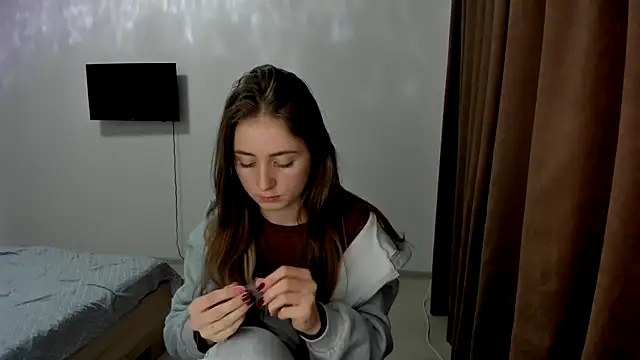 LilyHaart online show from November 2025 05:24:01 PM