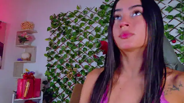 alice rous21 online show from November 2025 01:24:02 PM