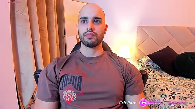 Snapshot of Chris_Alzate chatting on October 2025 11:35:02 PM Chris Alzate online show from October 2025 11:35:02 PM