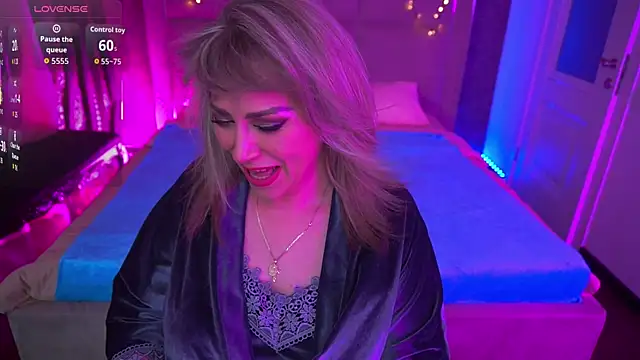 CandyLadyyy online show from June 2026 08:59:02 PM