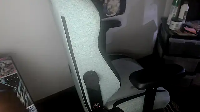 twink69Finger online show from October 2025 07:42:02 AM