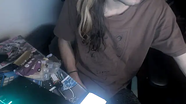 twink69Finger online show from October 2025 03:46:02 PM