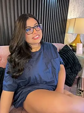 Snapshot of Alexa_Madisson chatting on April 2026 07:39:01 PM Alexa Madisson online show from April 2026 07:39:01 PM