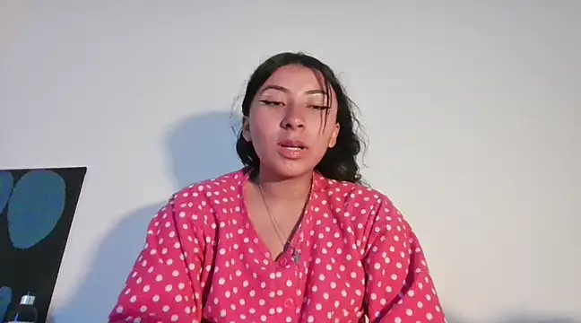 Snapshot of Khalessi-j chatting on March 2025 01:29:01 PM Khalessi-j online show from March 2025 01:29:01 PM