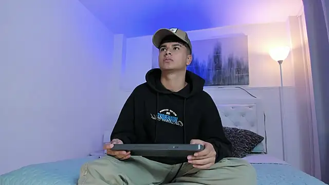 Snapshot of MathewAdams chatting on March 2025 01:45:01 PM MathewAdams online show from March 2025 01:45:01 PM