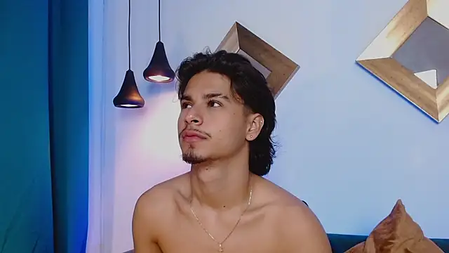 Snapshot of MathewAdams chatting on November 2025 01:11:02 PM MathewAdams online show from November 2025 01:11:02 PM