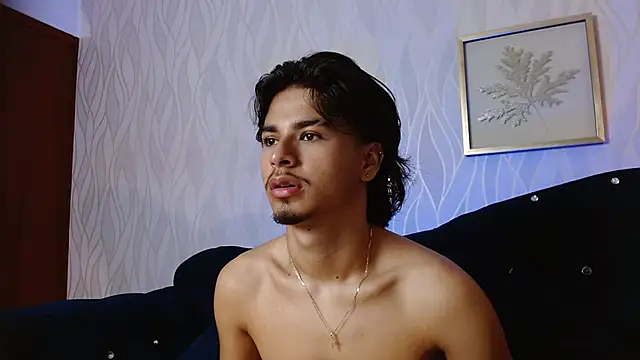 Snapshot of MathewAdams chatting on November 2025 06:40:02 PM MathewAdams online show from November 2025 06:40:02 PM