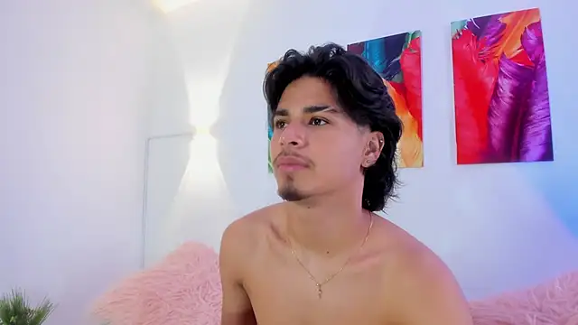 Snapshot of MathewAdams chatting on November 2025 06:41:02 PM MathewAdams online show from November 2025 06:41:02 PM