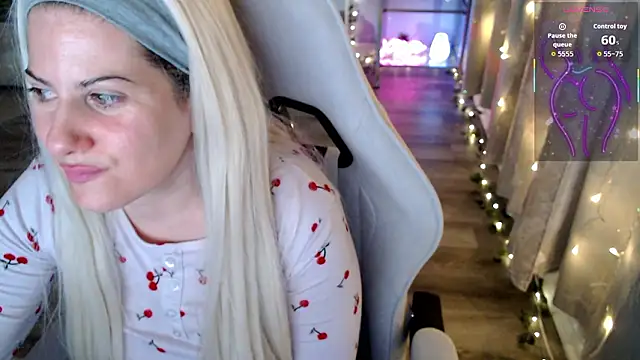 BellaStar84 online show from March 2026 11:28:02 AM