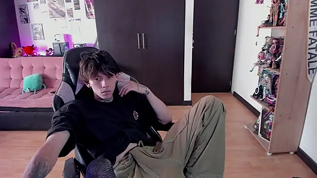 xIce Boy online show from June 2026 02:08:01 PM