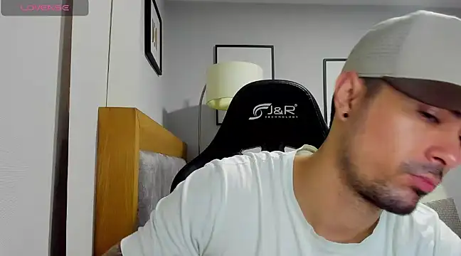 Dante Storm online show from March 2025 11:00:02 PM