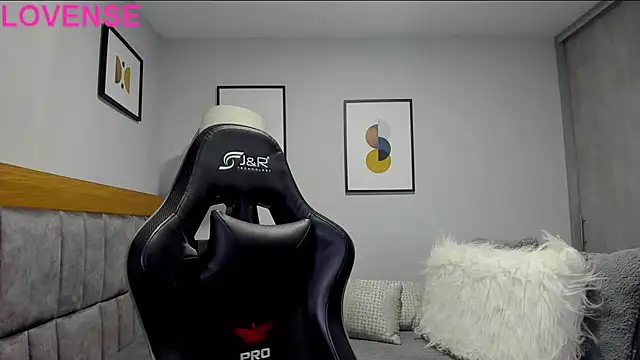 Dante Storm online show from October 2025 09:20:01 AM