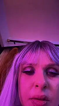 Snapshot of LoganPeny chatting on November 2025 05:39:02 AM LoganPeny online show from November 2025 05:39:02 AM