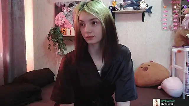 Snapshot of mavis_li chatting on October 2025 03:18:02 AM mavis li online show from October 2025 03:18:02 AM
