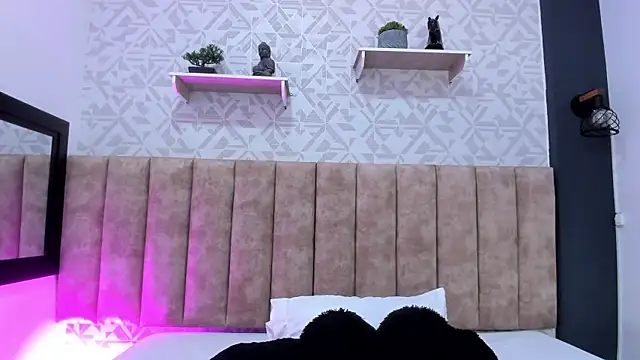 MelinaCruz online show from March 2025 11:42:02 AM