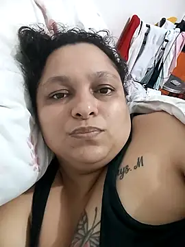 aliciaxm online show from December 2025 05:10:02 PM