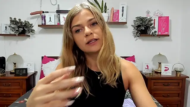 Snapshot of HaleyReedme chatting on September 2025 07:08:02 AM HaleyReedme online show from September 2025 07:08:02 AM
