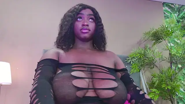 Snapshot of BetsyBennet_ chatting on December 2025 08:59:01 PM BetsyBennet online show from December 2025 08:59:01 PM