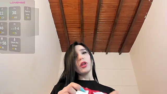 Chloeember online show from September 2025 12:05:02 PM