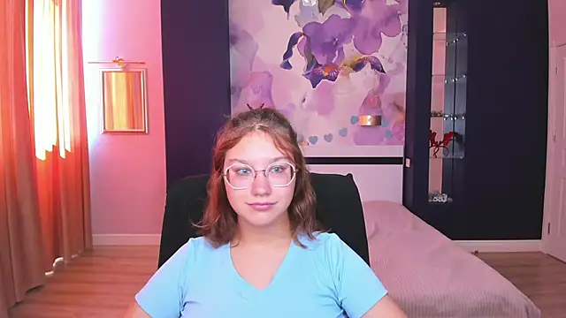 AngelinaLow online show from September 2025 11:23:02 AM