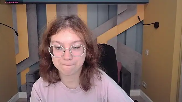 AngelinaLow online show from November 2025 06:27:01 AM