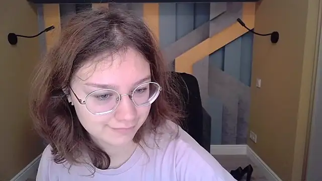 AngelinaLow online show from November 2025 06:24:01 AM