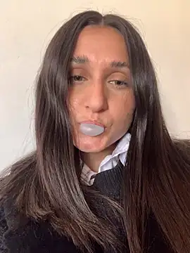 luci brecman online show from May 2026 03:19:01 PM