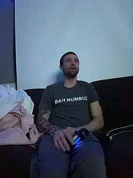 Stillhard8925 online show from November 2025 06:46:02 AM