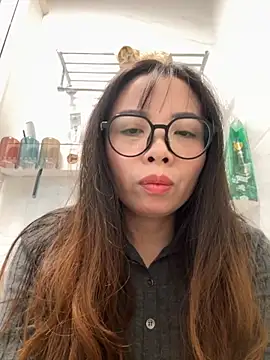 aa520uv online show from October 2025 01:28:01 AM