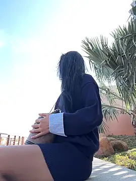 linger-23 online show from December 2025 06:17:02 AM