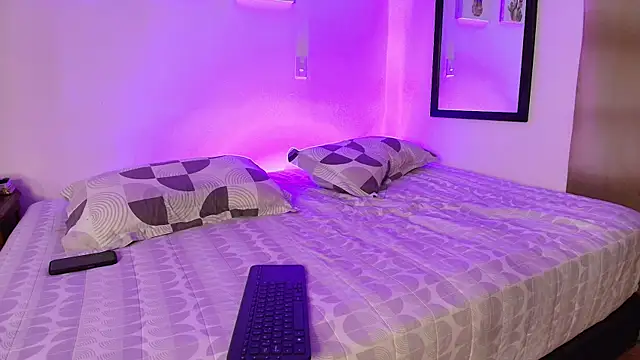 pleasurecompany3 online show from December 2025 04:19:02 AM