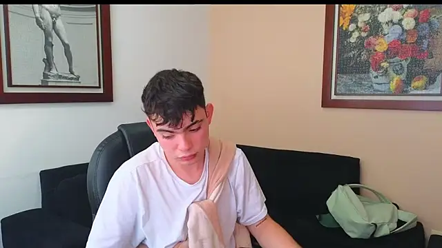 lukeboyce33 online show from September 2025 09:40:02 PM