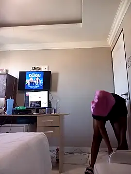 Hotytoty26 online show from October 2025 02:04:02 PM