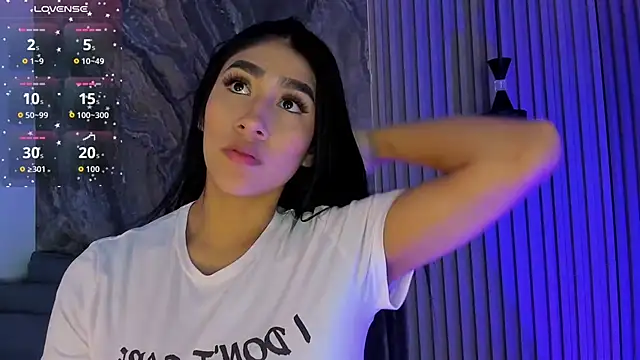 MiaScott5 online show from September 2025 03:41:01 AM