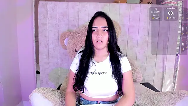 Alice 26  online show from January 2026 02:21:02 PM