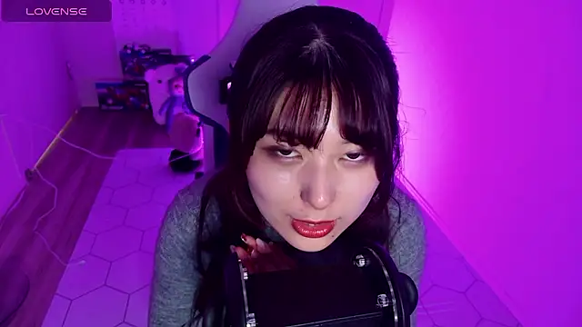 miharu01 online show from November 2025 01:04:01 PM