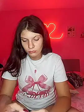 MeCherryy online show from September 2025 07:48:01 PM