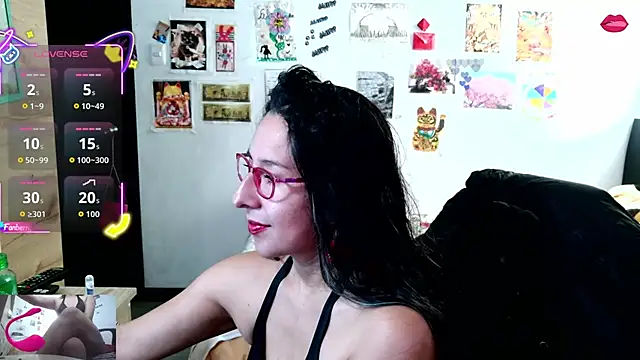 Snapshot of Malishka-fox chatting on September 2025 03:23:02 PM Malishka-fox online show from September 2025 03:23:02 PM