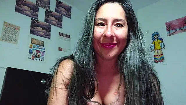 Snapshot of Malishka-fox chatting on October 2025 03:26:01 AM Malishka-fox online show from October 2025 03:26:01 AM