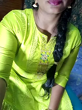 Snapshot of Shalini_telugu09 chatting on September 2025 02:49:02 PM Shalini telugu09 online show from September 2025 02:49:02 PM