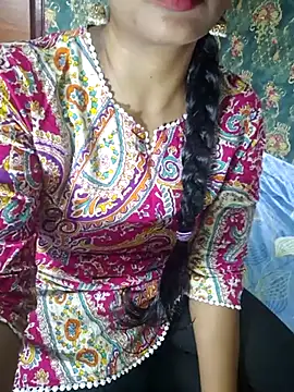 Snapshot of Shalini_telugu09 chatting on October 2025 06:33:01 AM Shalini telugu09 online show from October 2025 06:33:01 AM