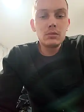 Snapshot of LargeElectrolyte7 chatting on March 2025 01:21:02 AM LargeElectrolyte7 online show from March 2025 01:21:02 AM