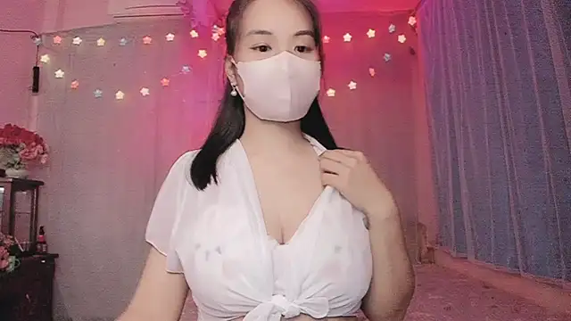 SanaAnika online show from November 2025 01:33:02 PM