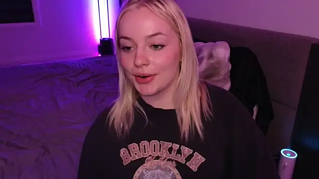 margot robbie7 online show from June 2026 02:25:01 AM