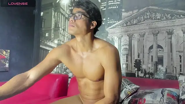 Christian Musclet4 online show from March 2025 03:28:01 PM