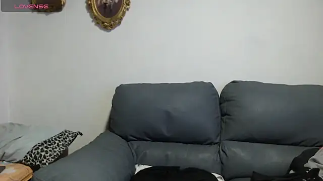 Christian Musclet4 online show from October 2025 10:49:02 AM